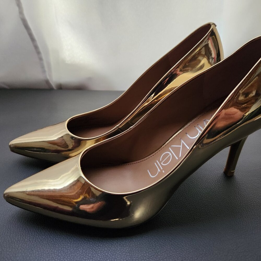 Calvin Klein Gold Pumps